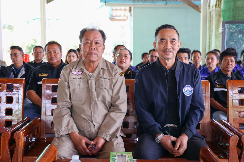 “โครงการพัฒนาศักยภาพและเสริมสร้างสมรรถนะสมาชิกอาสาสมัครป้องกันภัยฝ่ายพลเรือน (อปพร.) ในการป้องกันและบรรเทาสาธารณภัยของจังหวัดจันทบุรี” ณ ศาลาประชาคมหมู่บ้านหมู่ที่ 7 บ้านปงซี ตำบลตกพรม อำเภอขลุง จังหวัดจันทบุรี